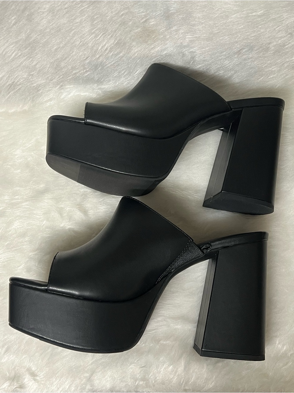 torrid Black Platform Mule Heels - Picture 6 of 10